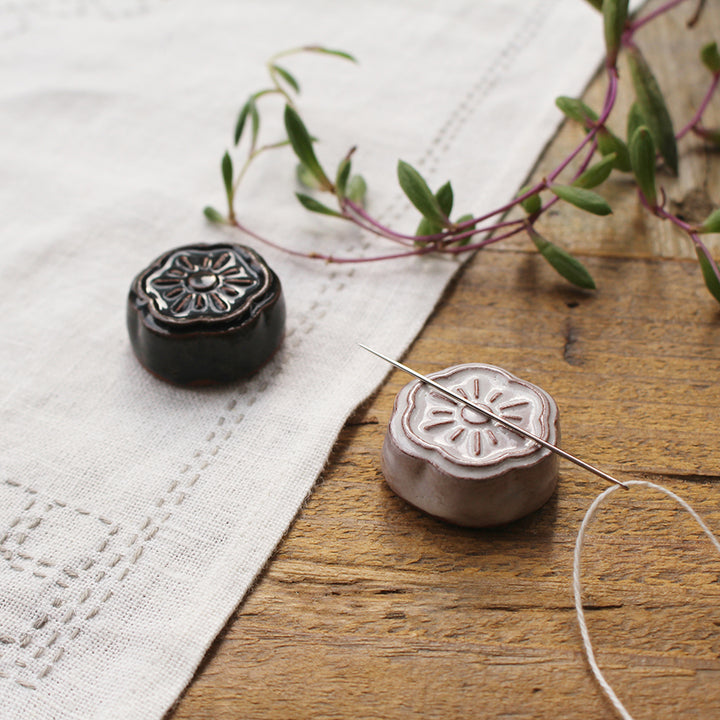 Awaji Kawara Magnetic Needle Rest