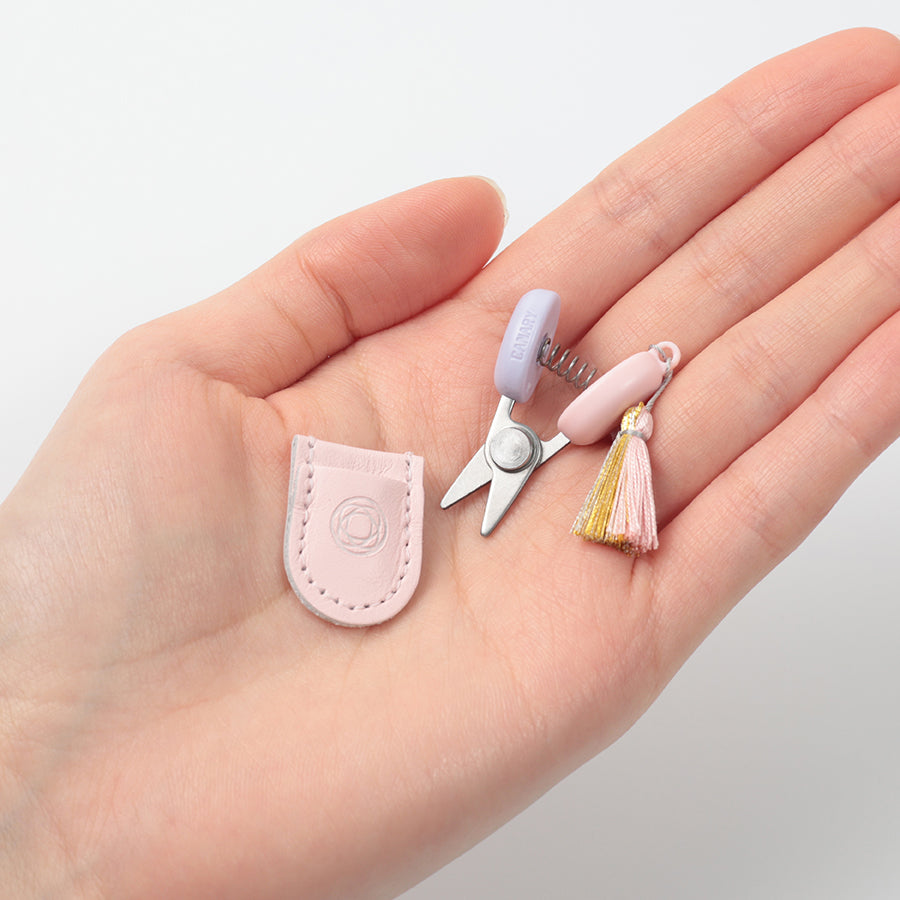 [Pre-order B: Expectect Stock Arrival Mid to Late March 2026] Seki Mini Scissors – Sakura / Purple