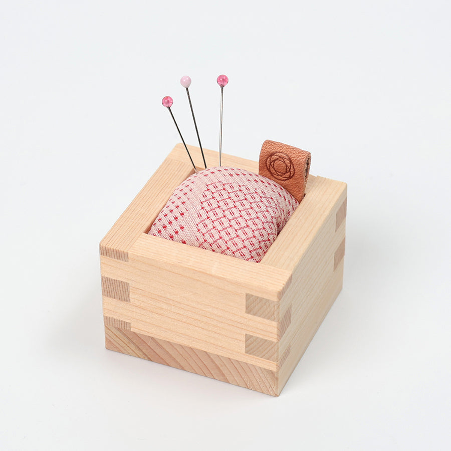 【数量限定】プレミアムお裁縫缶セット さくら（45-425）