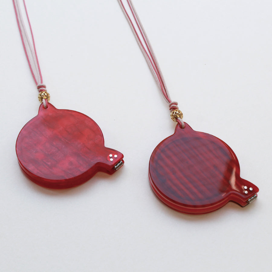 [Available in Limited Quantities] Sabae Magnifying Glass & Mirror Necklace (45-435)