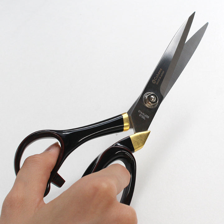 Sewing Shears with Lacquered Handles and Gold Leaf Tamenuri(45-442)