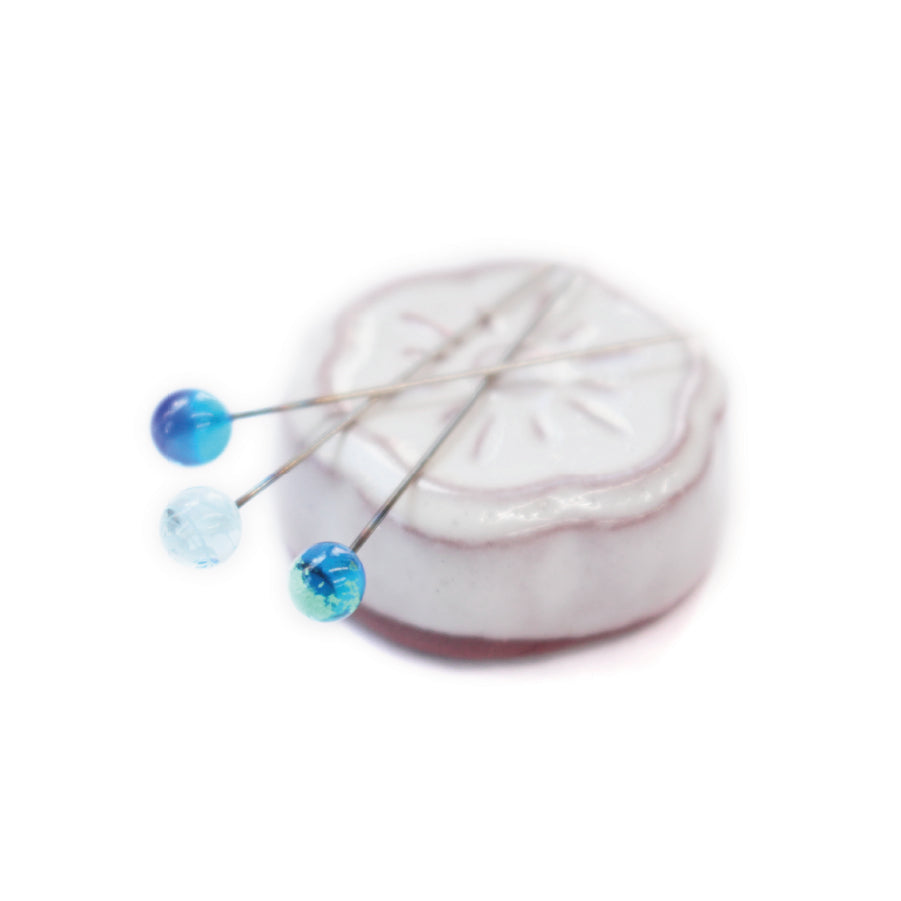 [Pre-order: Expected Arrival Mid-October] Glass Sewing Pins Indigo（45-467）