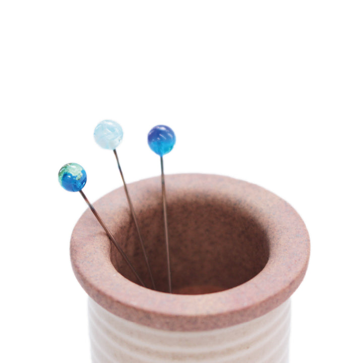[Pre-order: Expected Arrival Mid-October] Glass Sewing Pins Indigo（45-467）