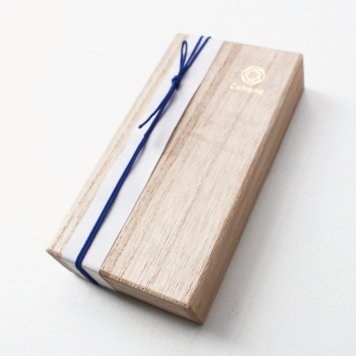 [Pre-order: Expected Arrival Mid-October] Small Scissors with Lacquered Handles – 紺藍 (45-468)