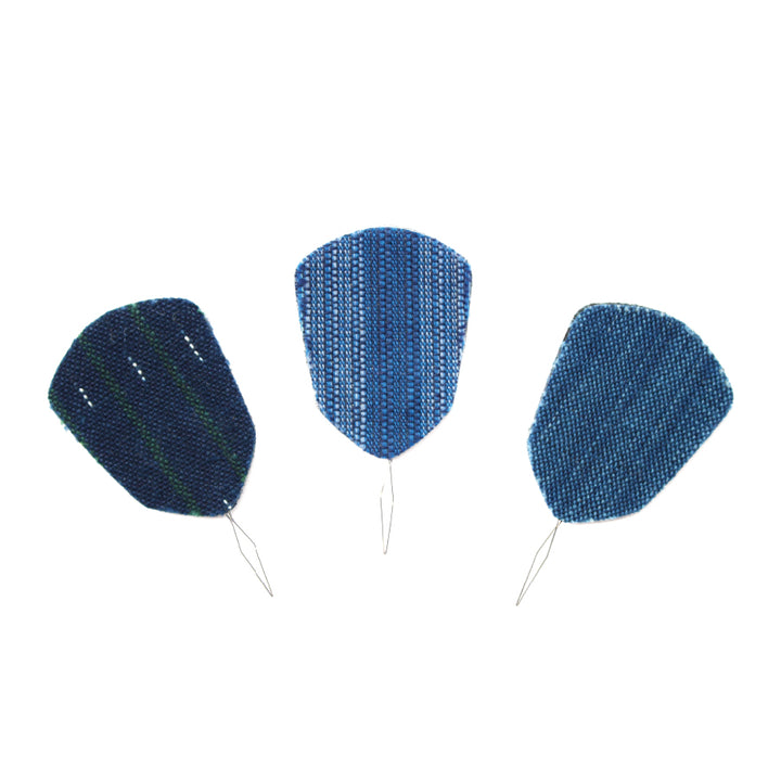 [Pre-order: Estimated Arrival in Mid-October] Needle Threader Indigo (45-470)