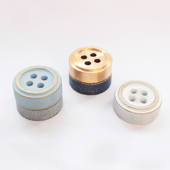 [Pre-order: Estimated Arrival in Mid-October] Nambu Iron Paperweight – 白藍 / 薄藍 / 紺藍