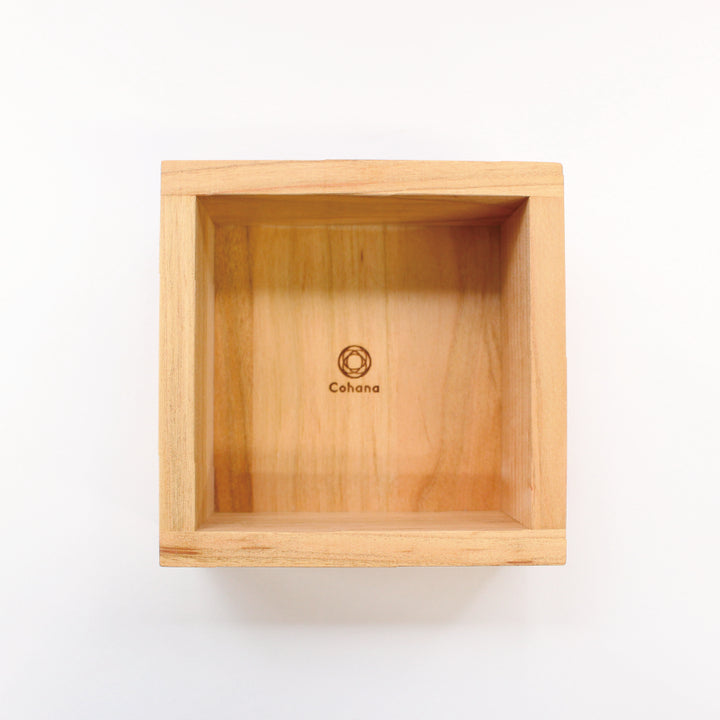 [Pre-order: Estimated Arrival in Mid-October] Awaji Tile Box &amp; Mini Sewing Set – 紺藍 (45-480)