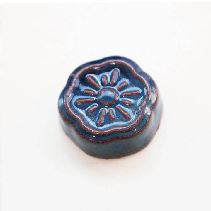 [Pre-order: Estimated Arrival in Mid-October] Awaji Tile Box &amp; Mini Sewing Set – 紺藍 (45-480)
