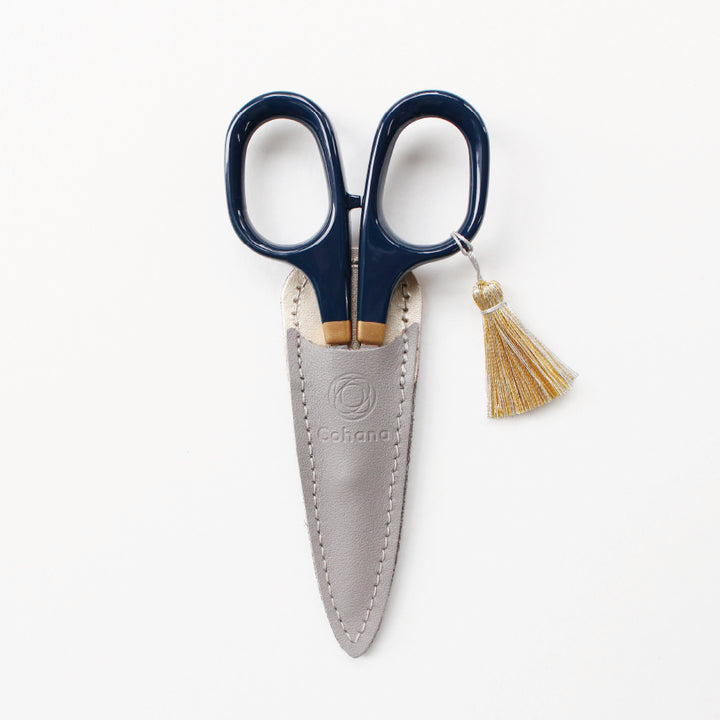 [Pre-order: Estimated Arrival in Mid-October] Small Scissors with Lacquered Handles – 濃藍 (45-483)