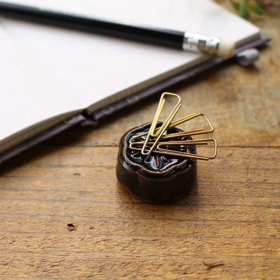 Awaji Kawara Magnetic Needle Rest