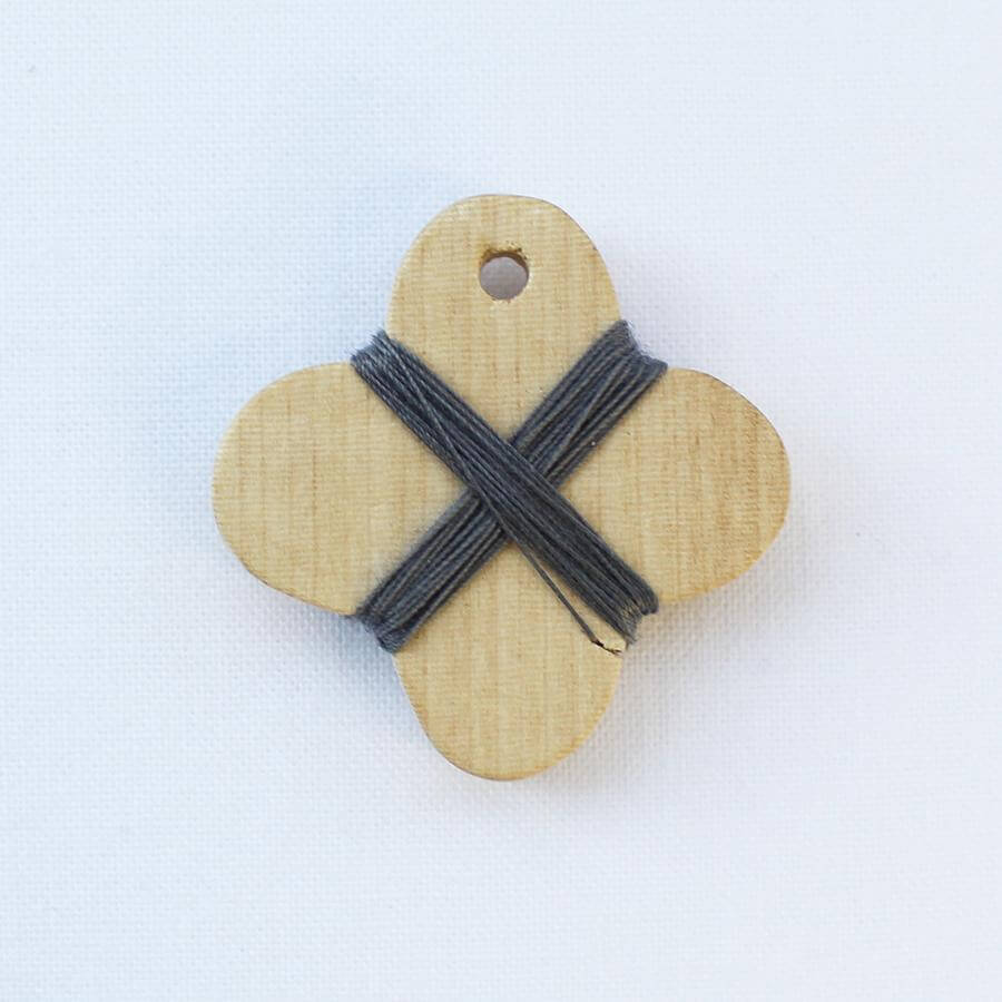 とちの木の糸巻き - Cohana Online Store