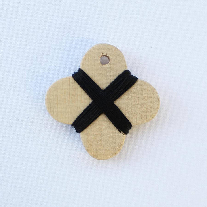 とちの木の糸巻き - Cohana Online Store