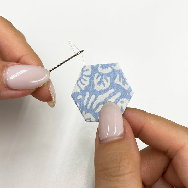 Haibara Chiyogami Needle Threader (45-269)