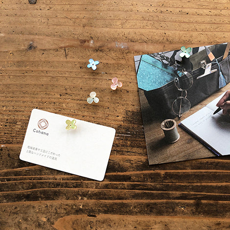 Flower Push Pin (Mother-of-Pearl)